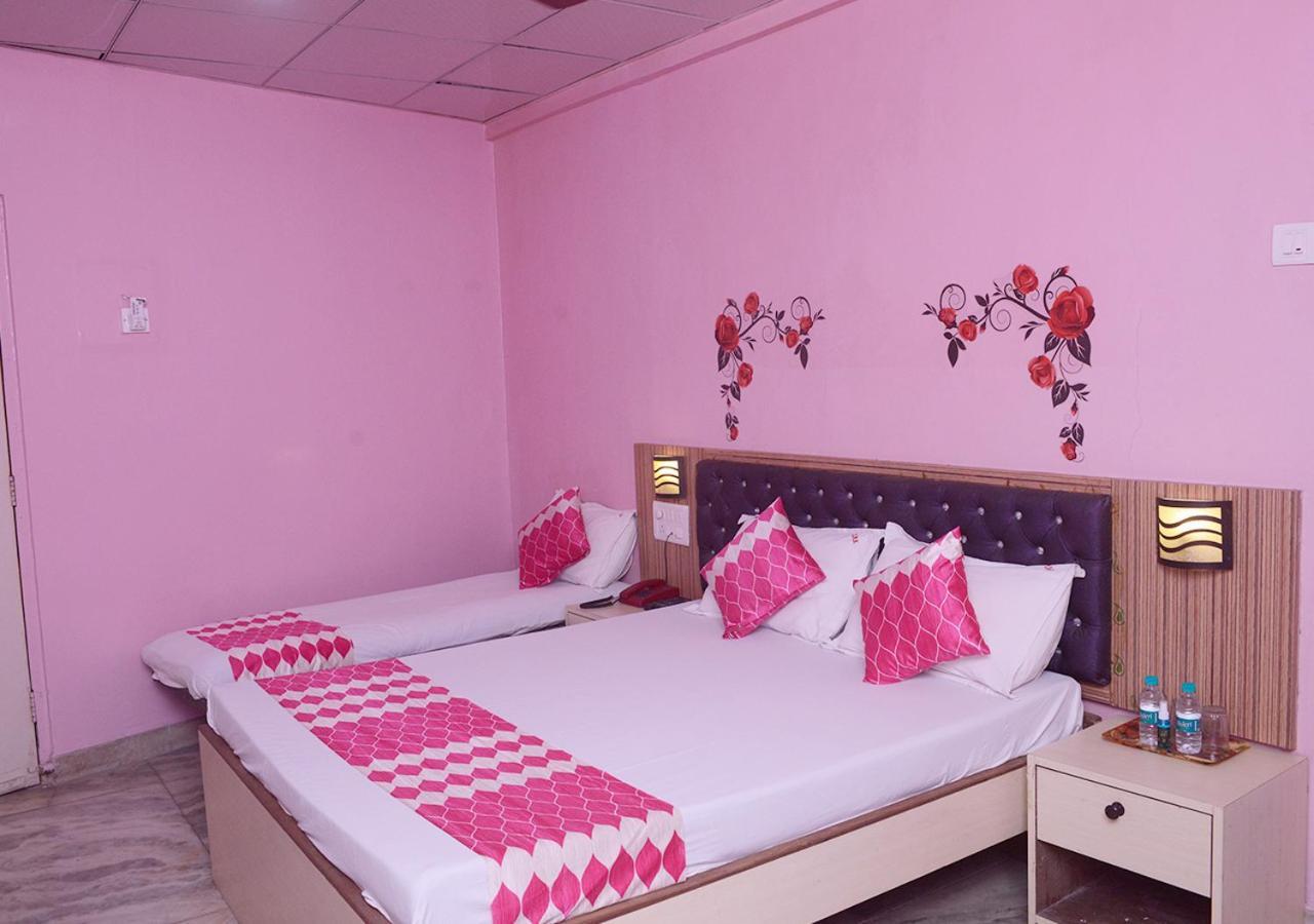 מומביי Srk Hotel מראה חיצוני תמונה